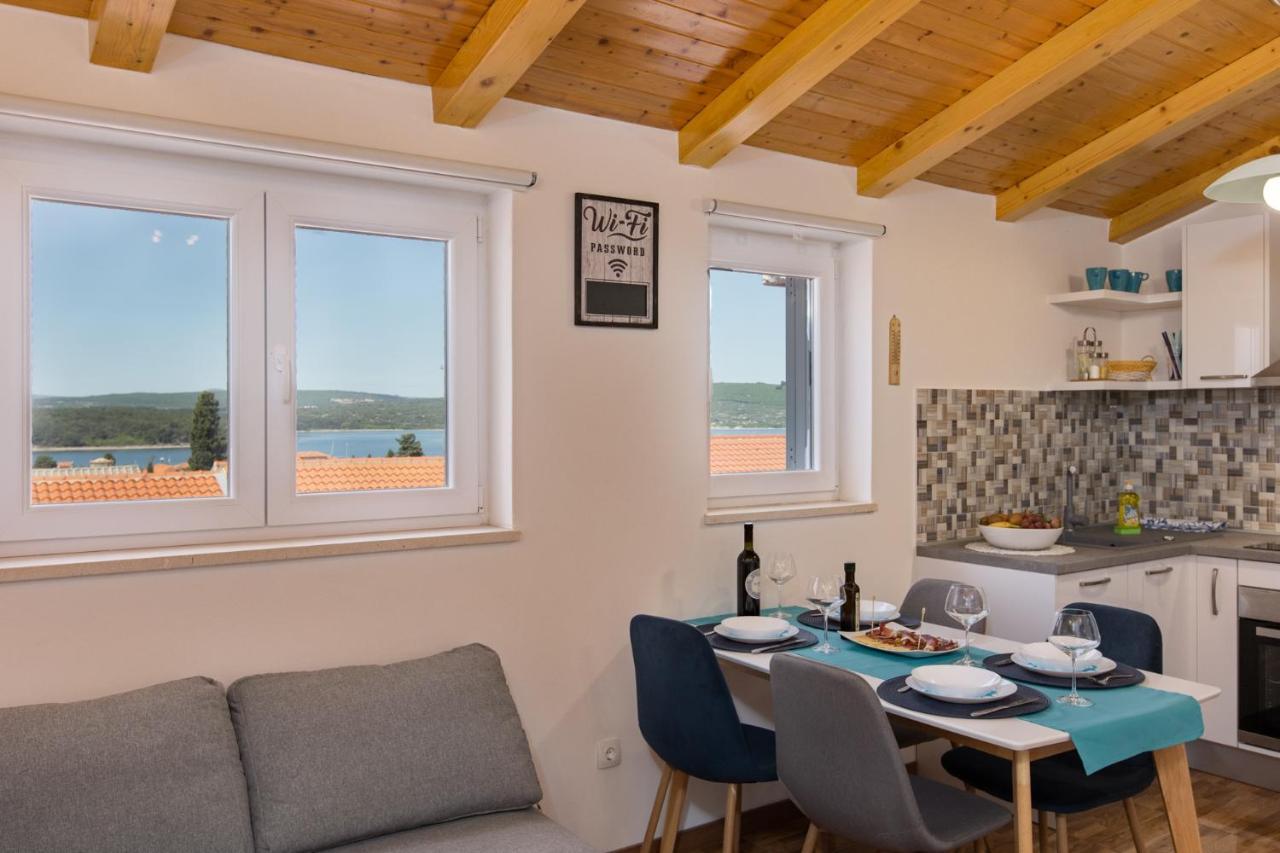 The Rooftop Apartment Punat Exterior foto